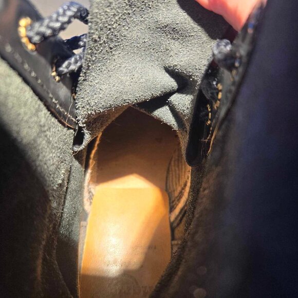 Dr. Martens 10 hole black boots UK size 4, excellent sharp thick soled, size 6.5 - Picture 6 of 8